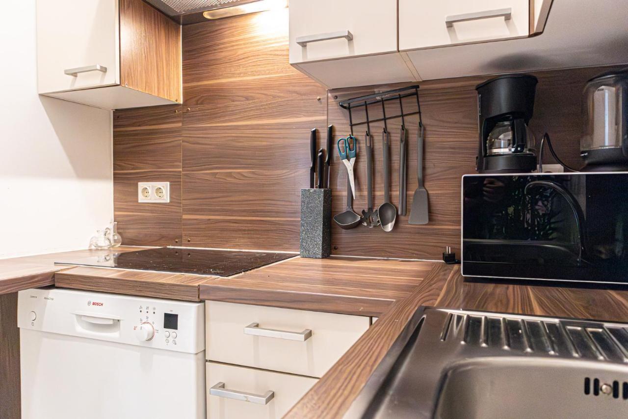 Attractive 1br And 1 Lr Comfortable Design, Great Location Apartamento Viena