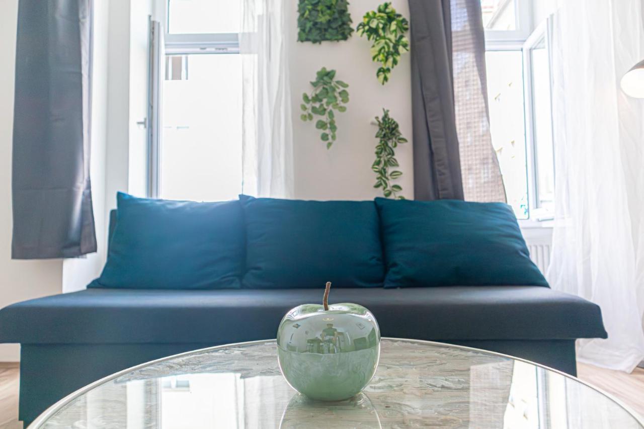 Attractive 1br And 1 Lr Comfortable Design, Great Location Apartamento Viena