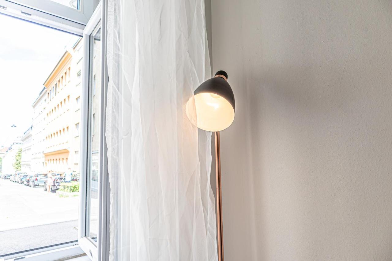 Attractive 1br And 1 Lr Comfortable Design, Great Location Viena