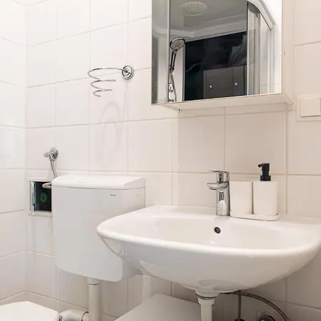 Attractive 1Br And 1 Lr Apt Comfortable Design, Great Location Vídeň Exteriér fotografie